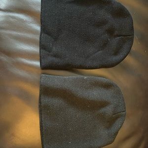 2 pack beanies $10